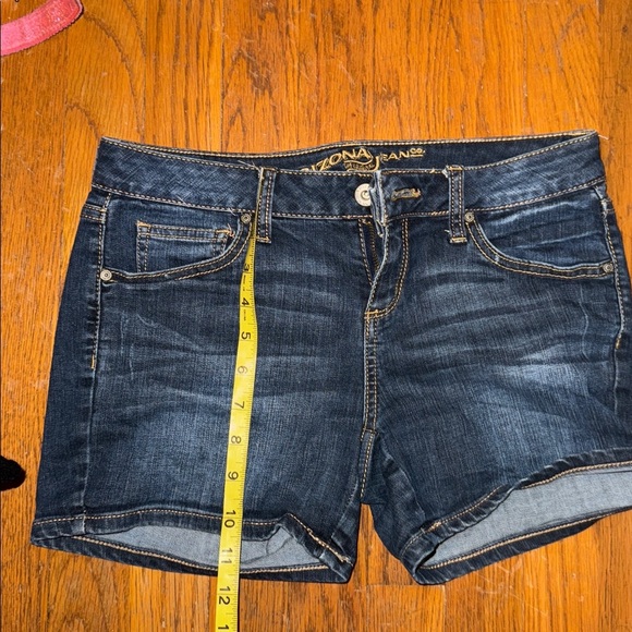 Arizona Jean Company Dark Blue Jean Shorts - Picture 1 of 2